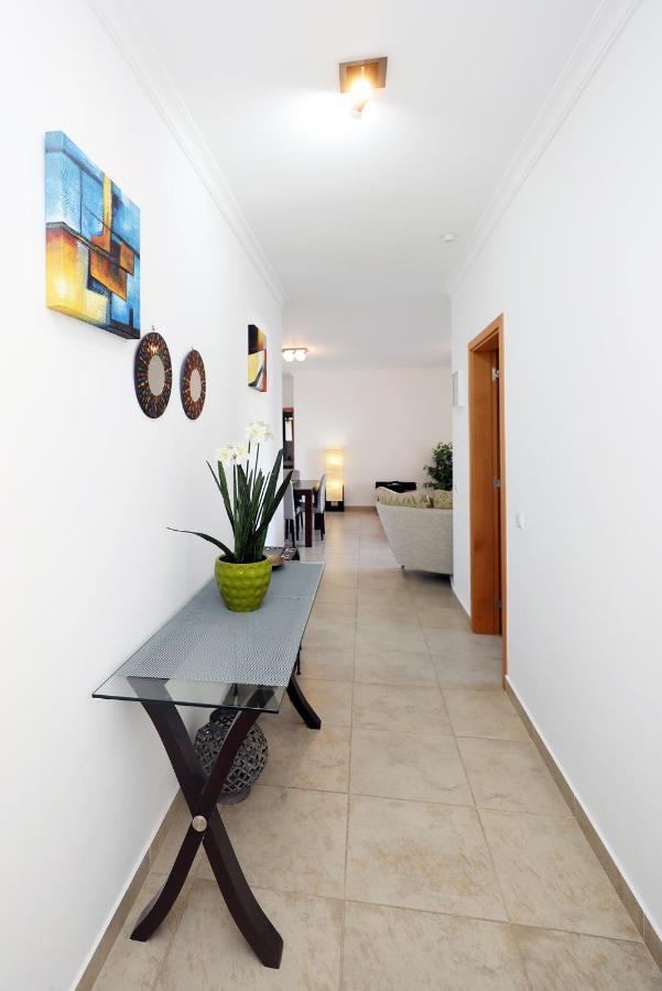 A68 - Palmeiras Paz Apartment 라고스 외부 사진